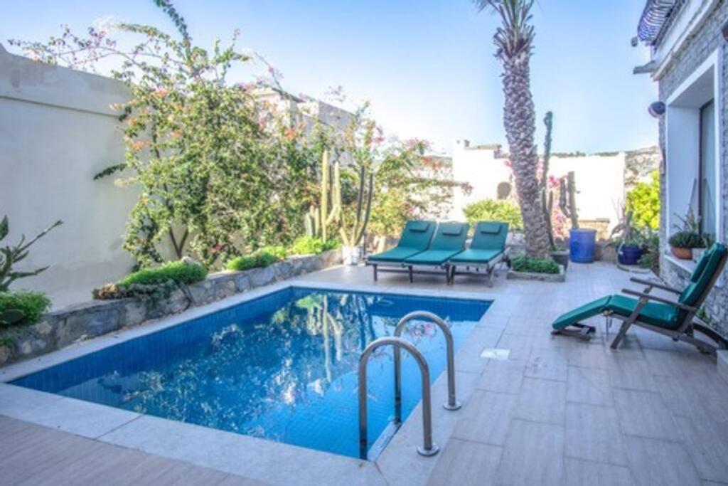 Dolphin Villa Bodrum ภายนอก รูปภาพ
