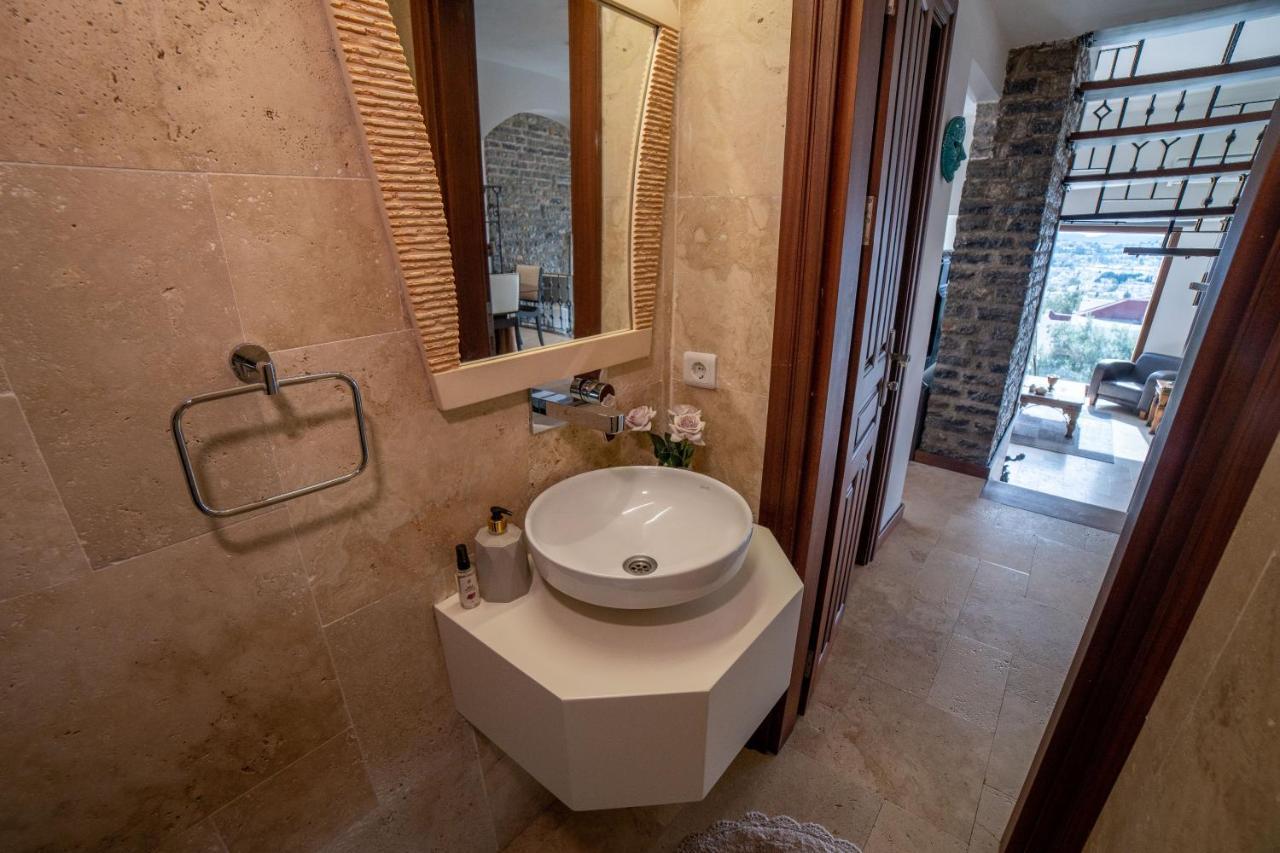 Dolphin Villa Bodrum ภายนอก รูปภาพ